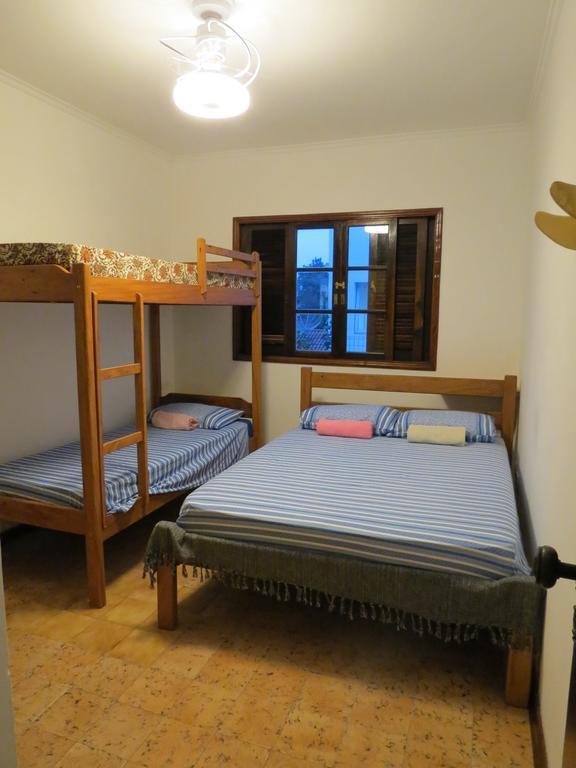 Bertioga Beach Hostel Rum bild